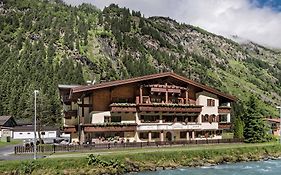 Hotel Moederle
